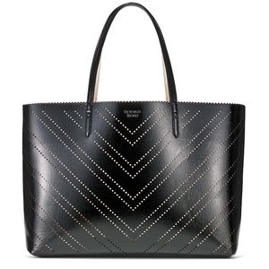 VICTORIA'S SECRET
Laser Cut Everything Tote